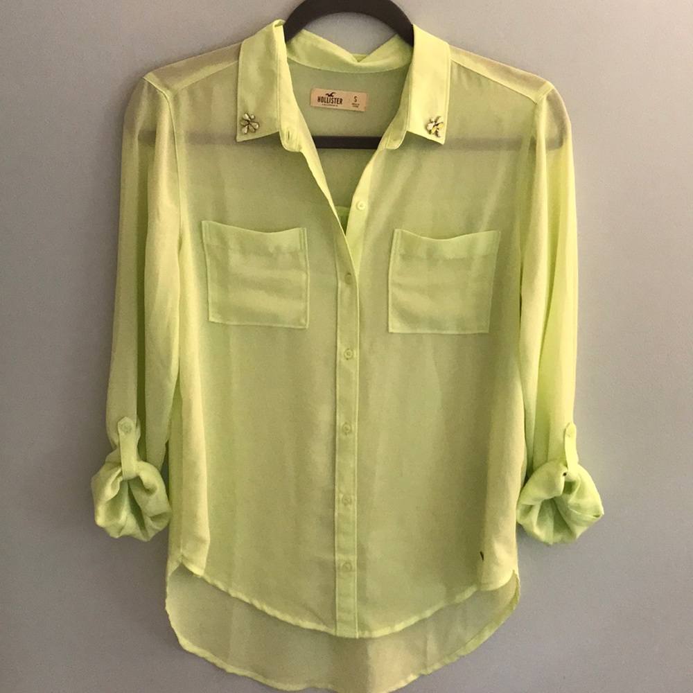 Button up collared blouse